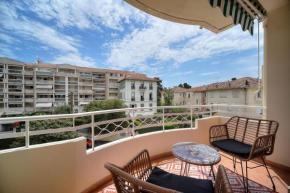 IMMOGROOM - Spacious 3-room apartment - Garage - Terrace - Air conditioning